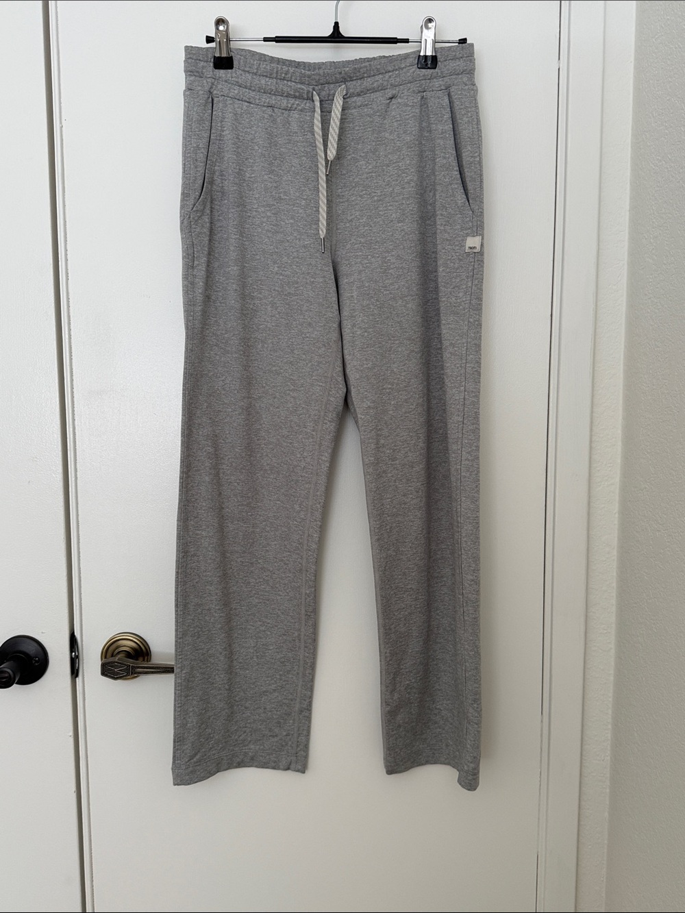 Vuori Gray Women's Drawstring Joggers